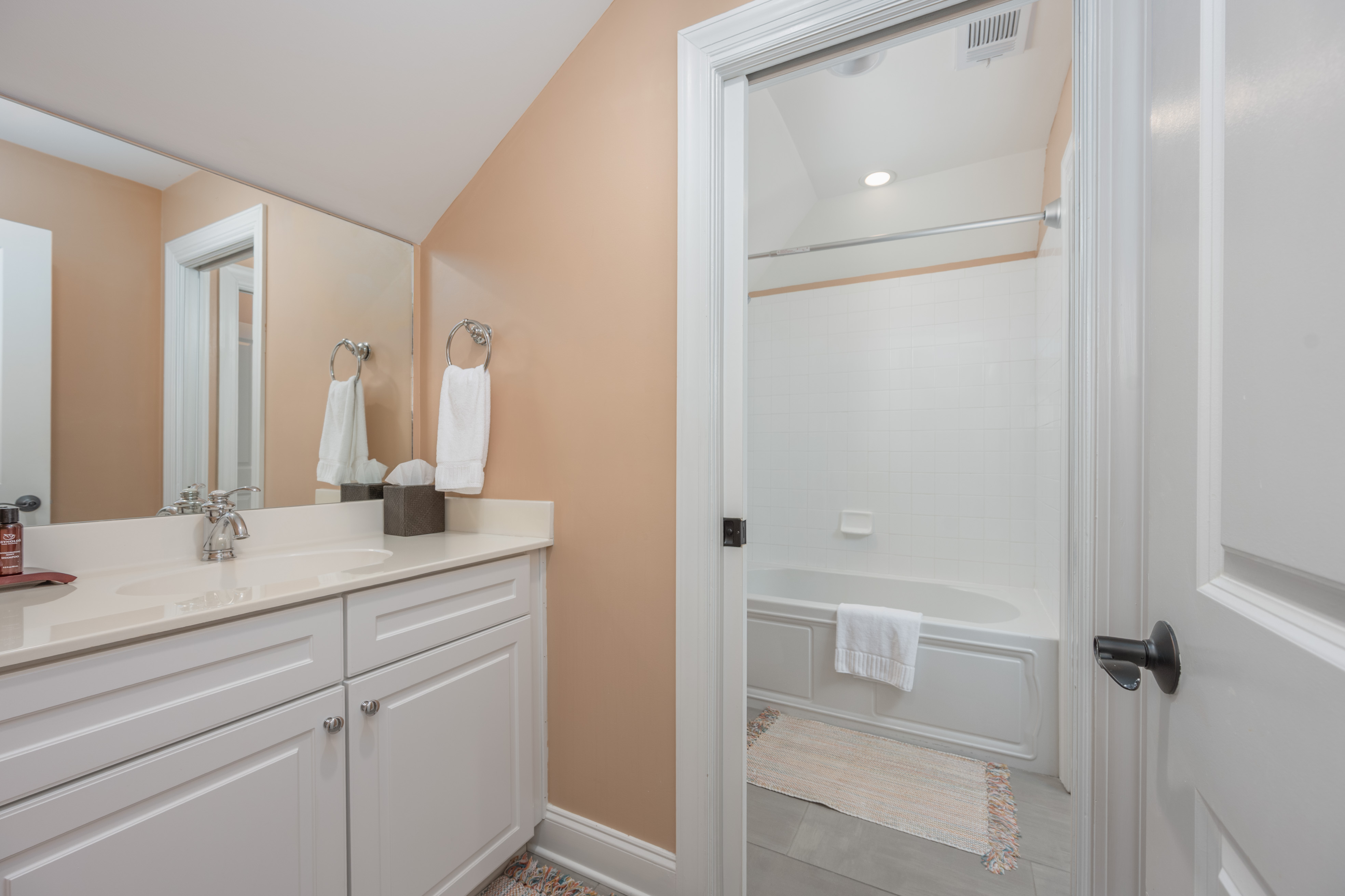 1011 Starboard Drive image 19